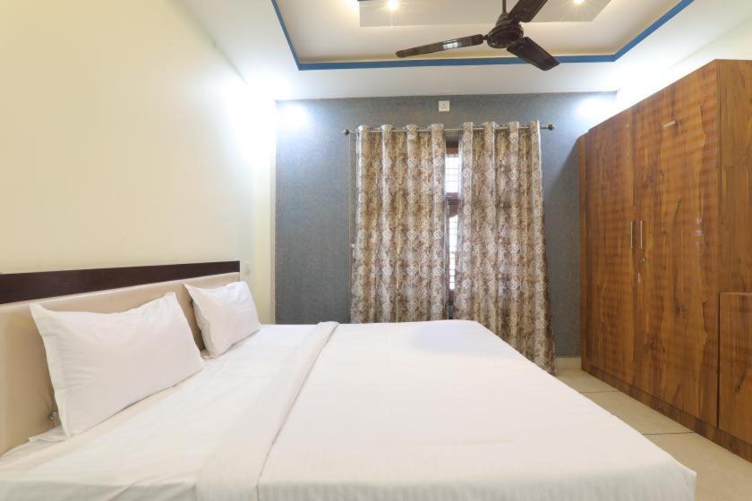 Shree Ram Hotel 戈勒克布尔 外观 照片