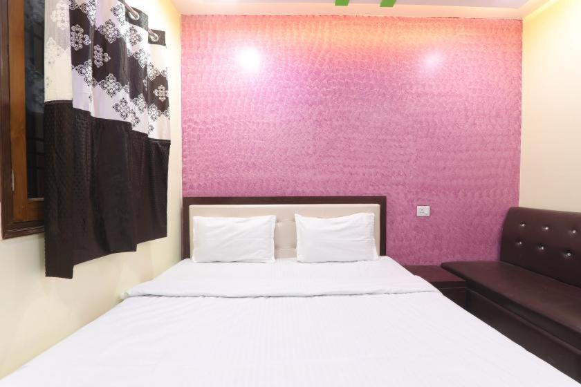 Shree Ram Hotel 戈勒克布尔 外观 照片